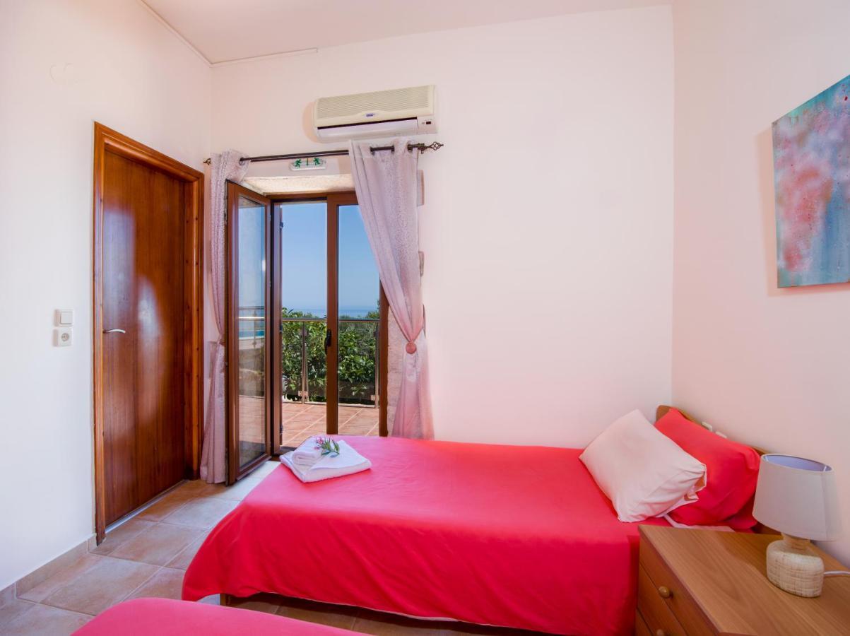 Villa Kourouni Stalós 외부 사진