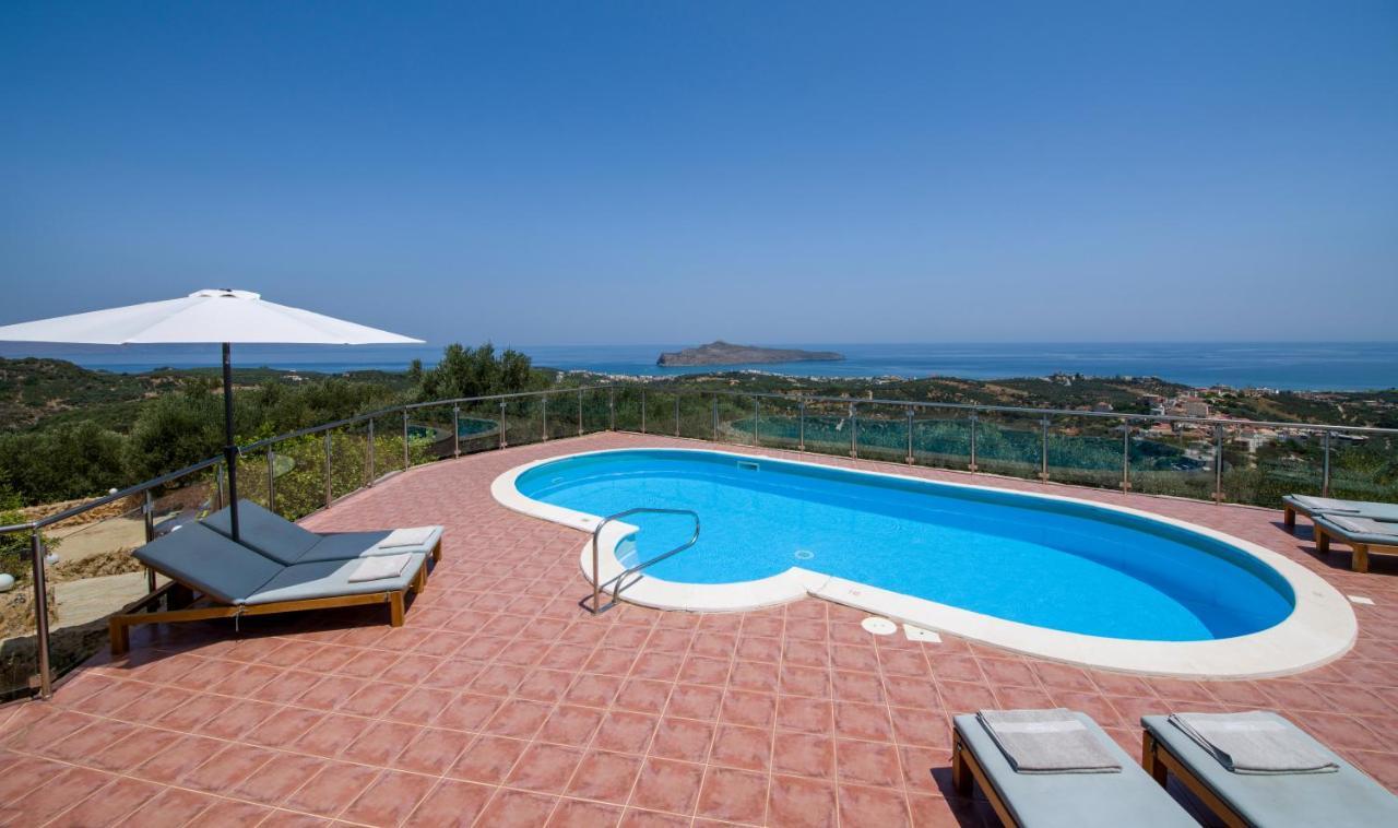 Villa Kourouni Stalós 외부 사진