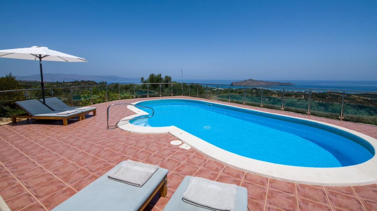 Villa Kourouni Stalós 외부 사진