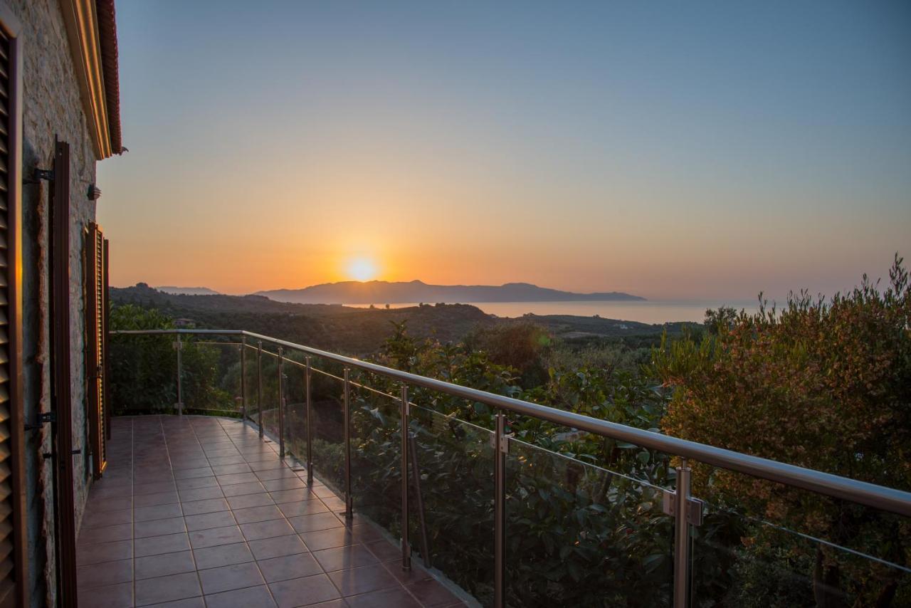Villa Kourouni Stalós 외부 사진